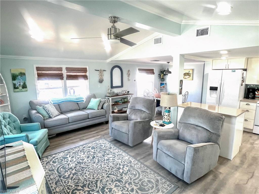 BAYSIDE ESTATES - Residential