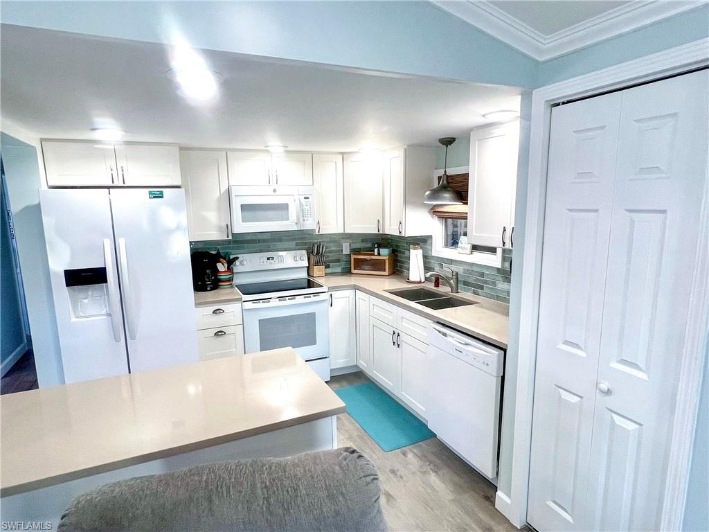 BAYSIDE ESTATES - Residential