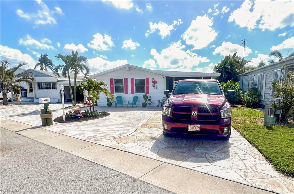 BAYSIDE ESTATES - Residential