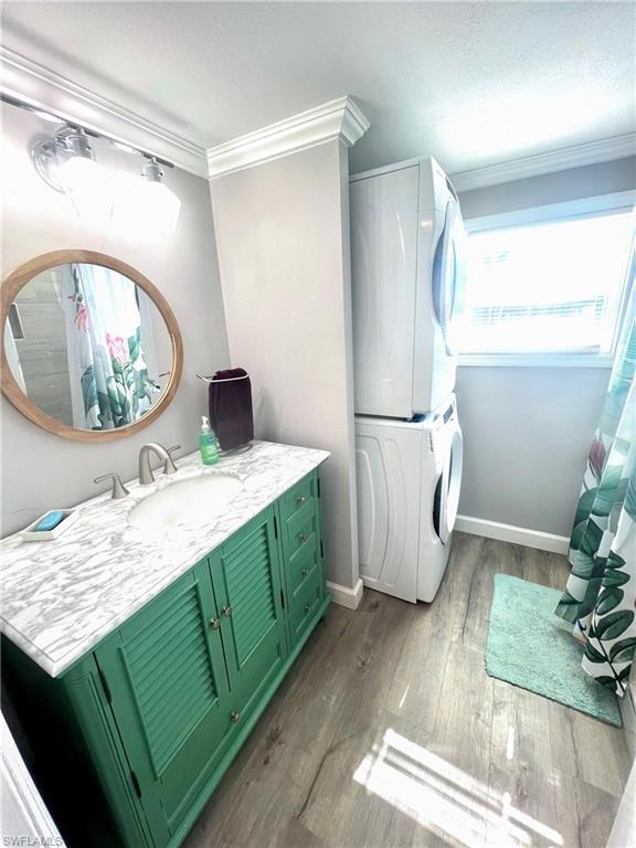 BAYSIDE ESTATES - Residential