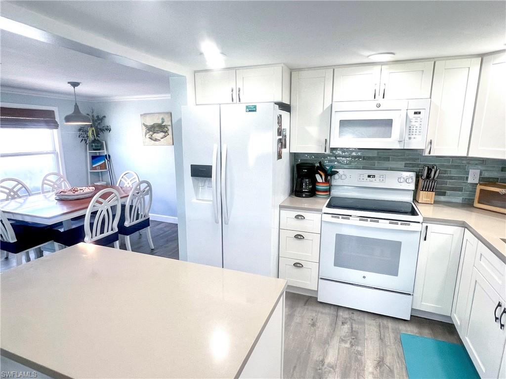 BAYSIDE ESTATES - Residential