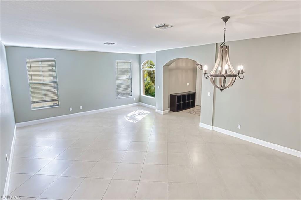 CATALINA ISLES - Residential