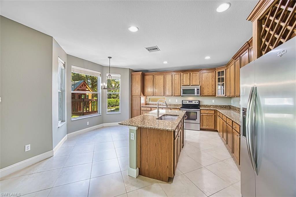 CATALINA ISLES - Residential