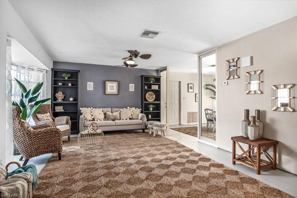 NAPLES PARK - Residential