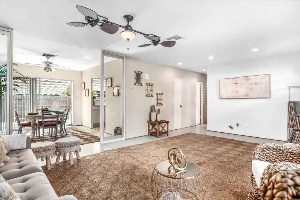 NAPLES PARK - Residential