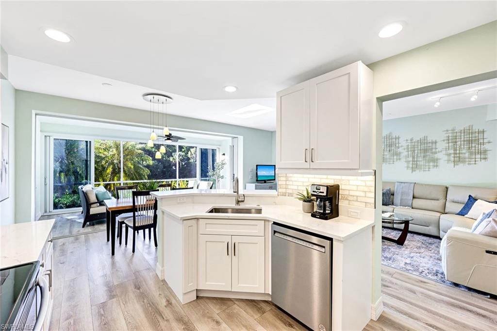 HARBOR LANDING - Residential