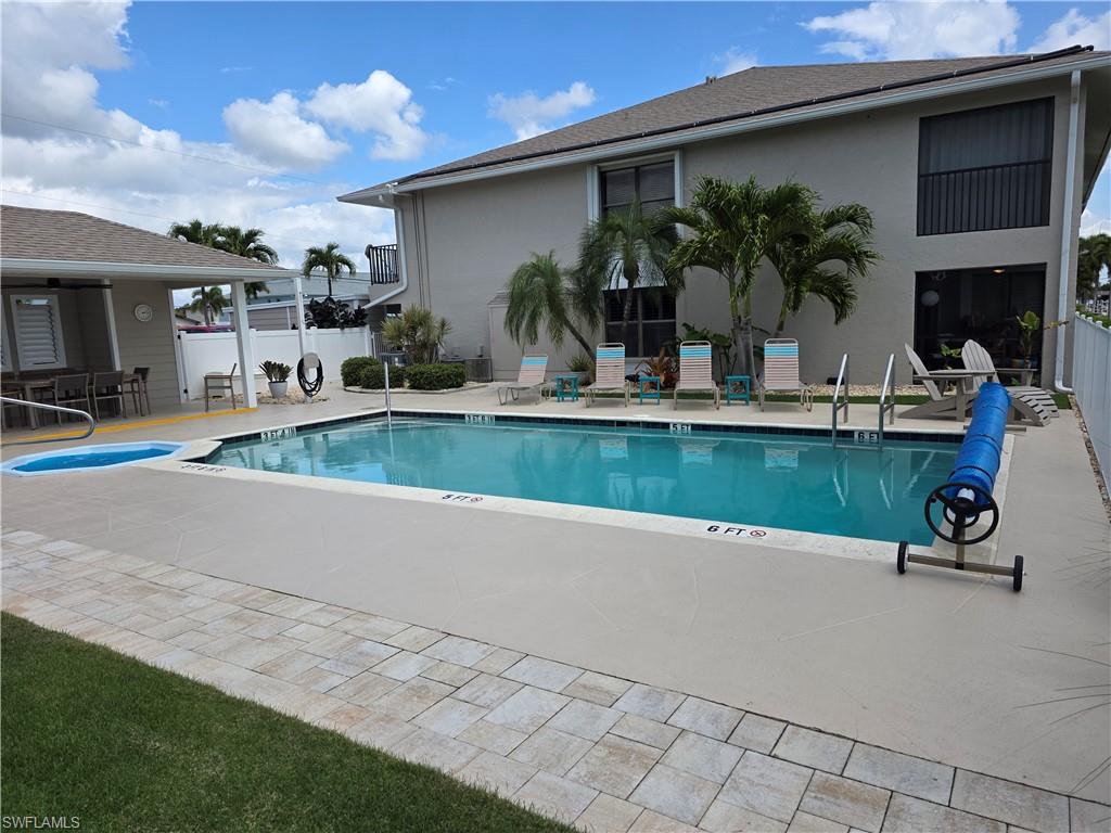 DOCKSIDE CONDO OF CAPE CORAL - Residential