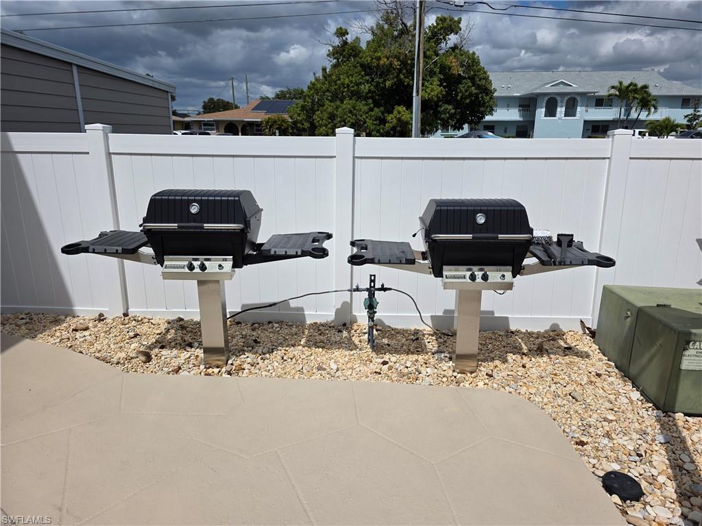 DOCKSIDE CONDO OF CAPE CORAL - Residential