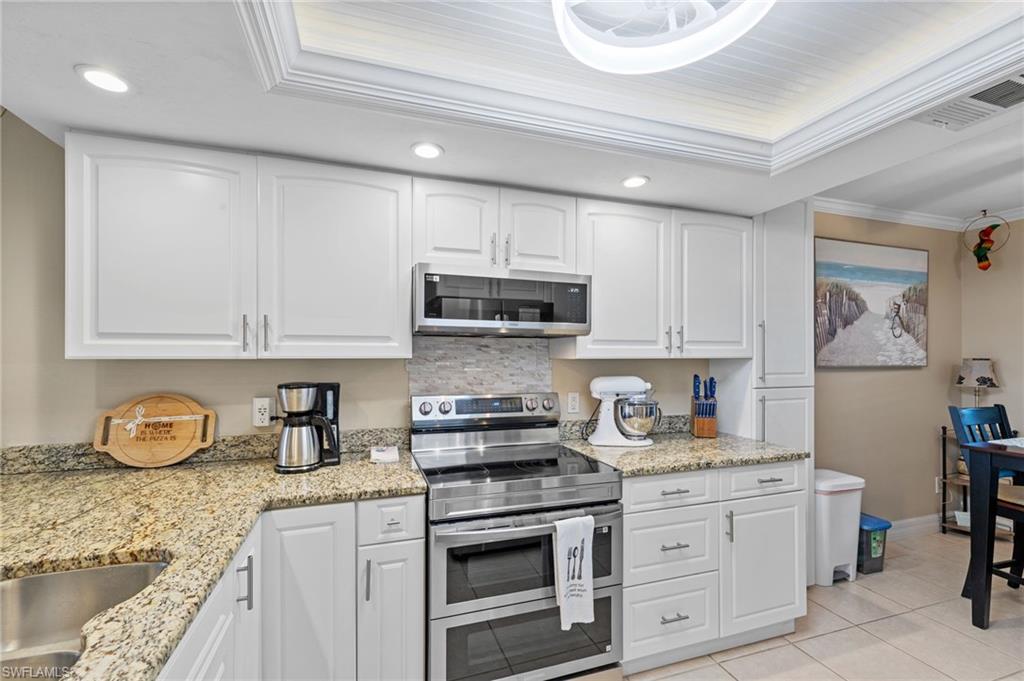 DOCKSIDE CONDO OF CAPE CORAL - Residential