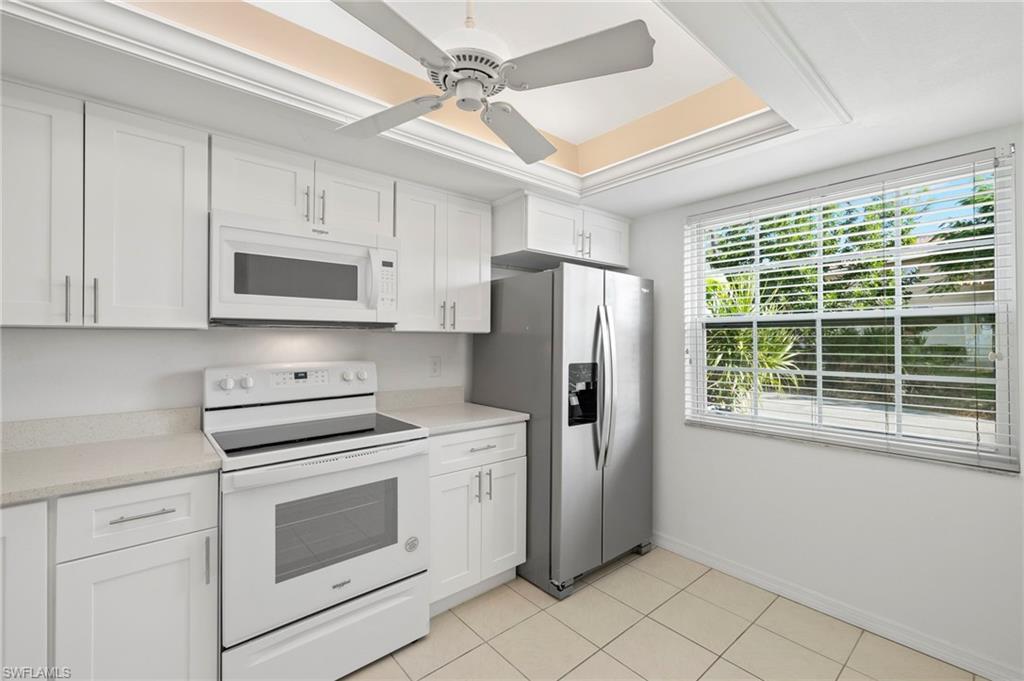 FOXMOOR CONDO - Residential