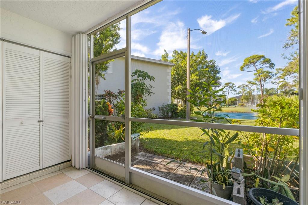 FOXMOOR CONDO - Residential