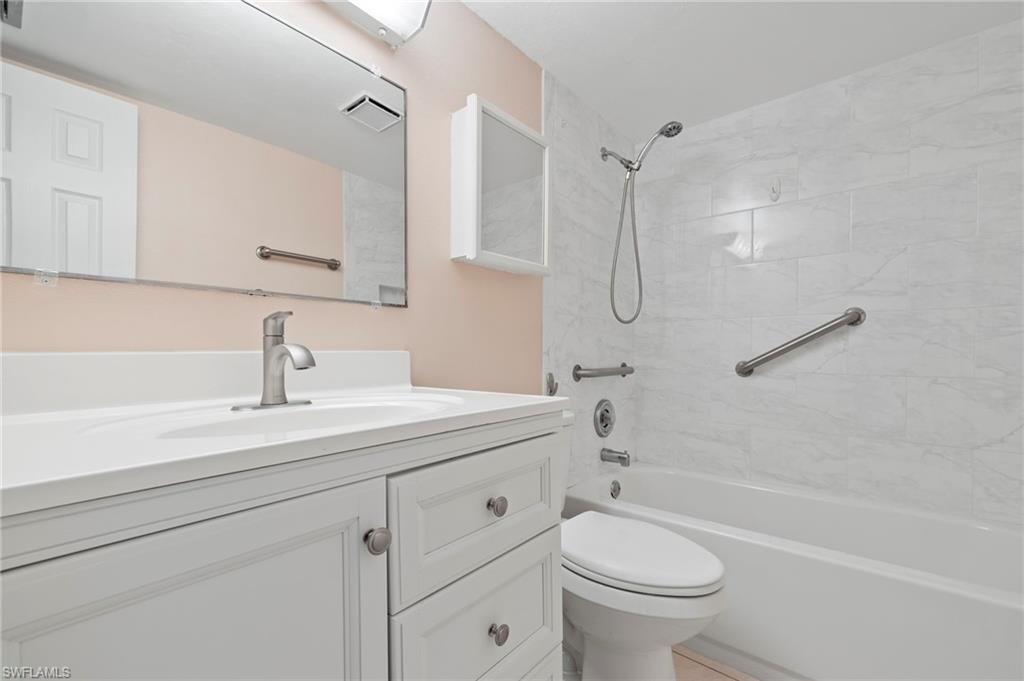 FOXMOOR CONDO - Residential