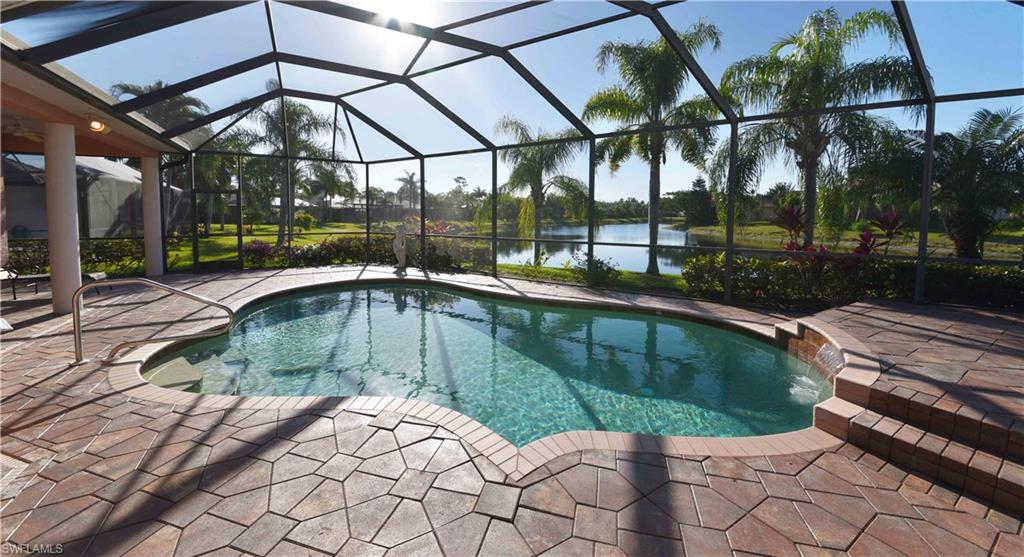 LONGSHORE LAKE - Residential