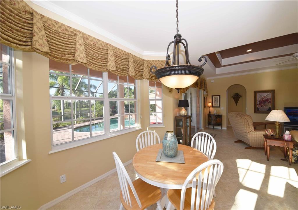 LONGSHORE LAKE - Residential