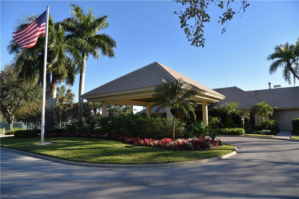 LONGSHORE LAKE - Residential