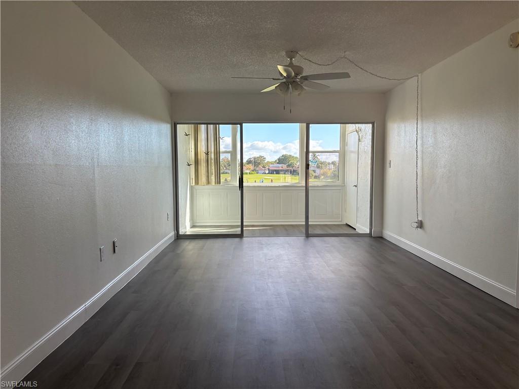 SEVEN LAKES - Residential