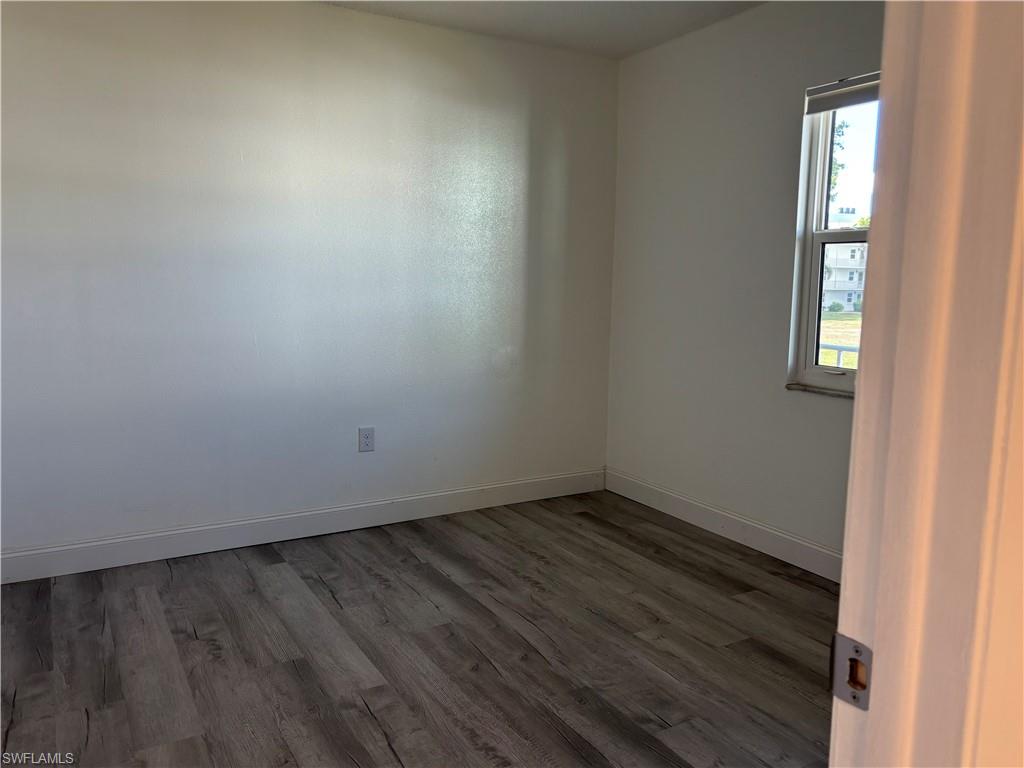 SEVEN LAKES - Residential