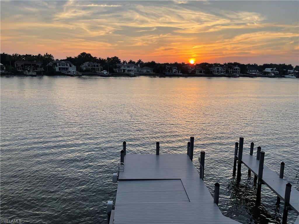 ROYAL HARBOR - Residential