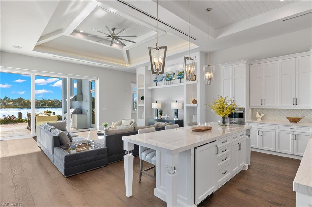 ROYAL HARBOR - Residential