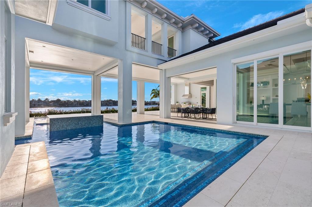 ROYAL HARBOR - Residential