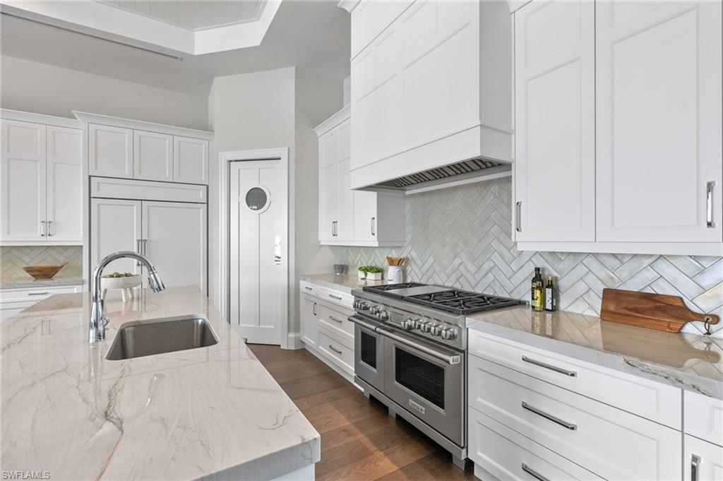 ROYAL HARBOR - Residential