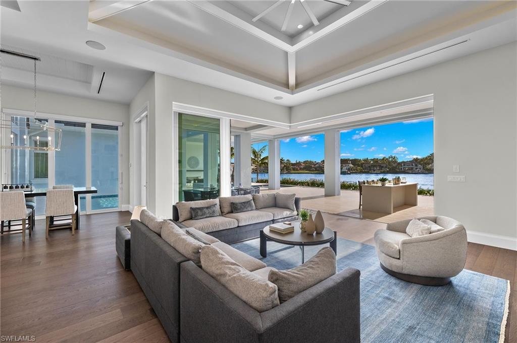 ROYAL HARBOR - Residential