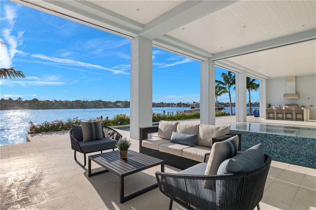 ROYAL HARBOR - Residential