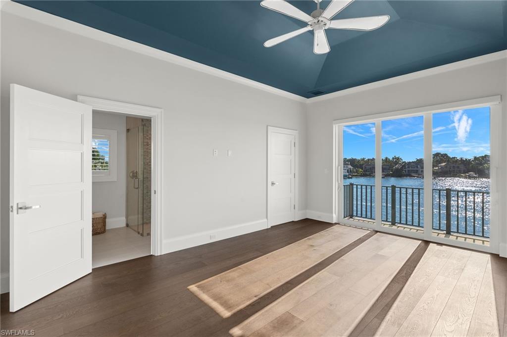 ROYAL HARBOR - Residential