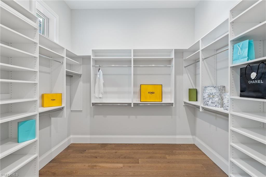 ROYAL HARBOR - Residential