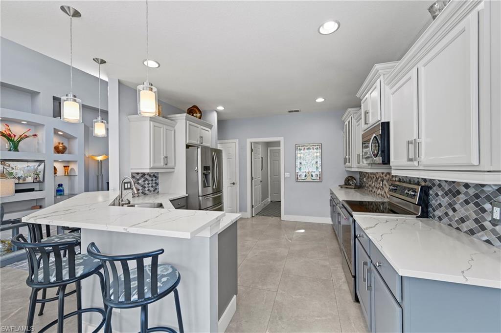 CYPRESS COVE - Residential