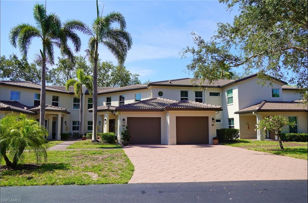 DIAMOND LAKE - Residential