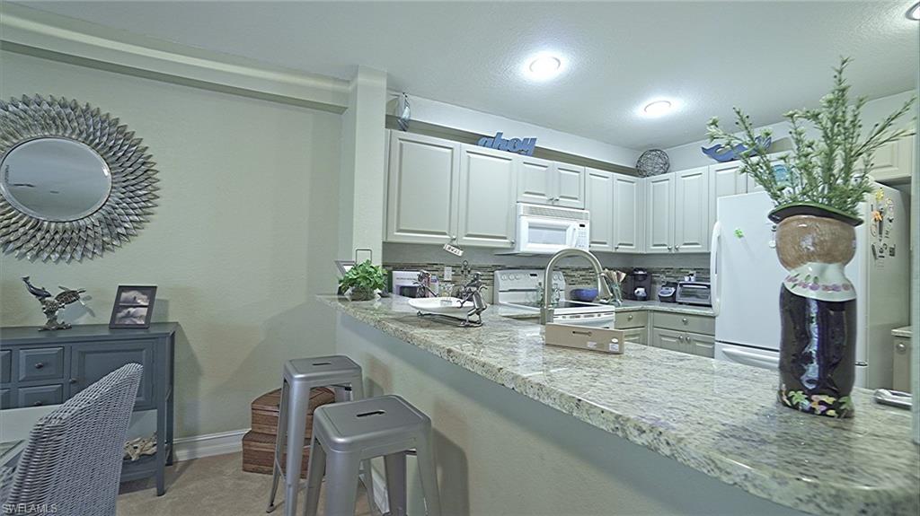 DIAMOND LAKE - Residential