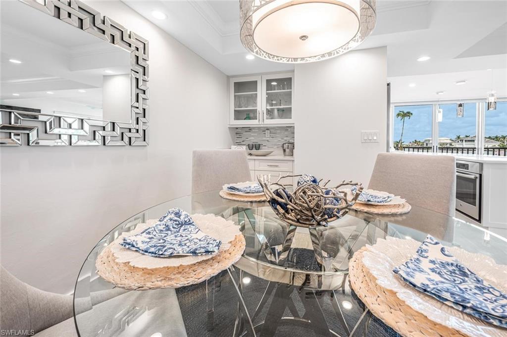 BORDEAUX CLUB - Residential Lease