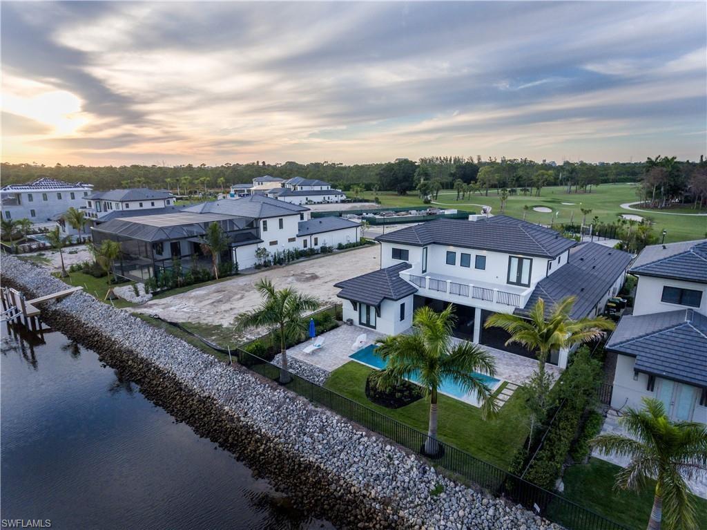 LANDINGS AT BEARS PAW - Residential