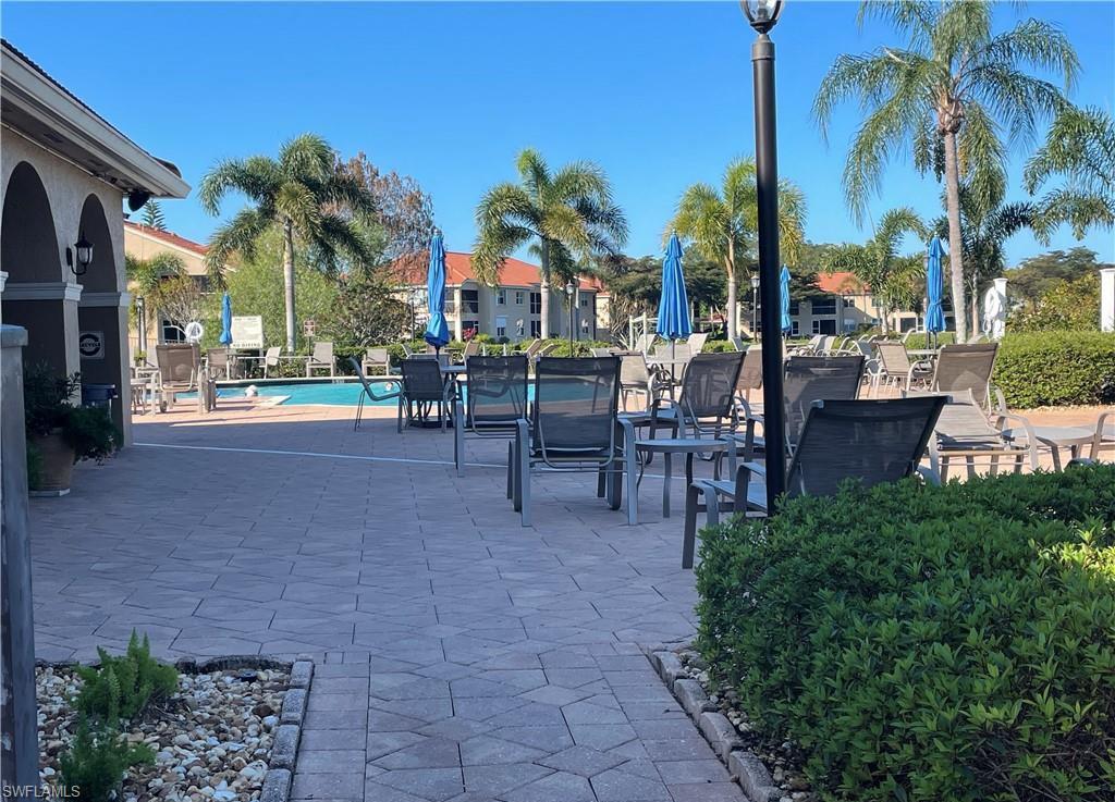 HUNTINGTON LAKES - Residential