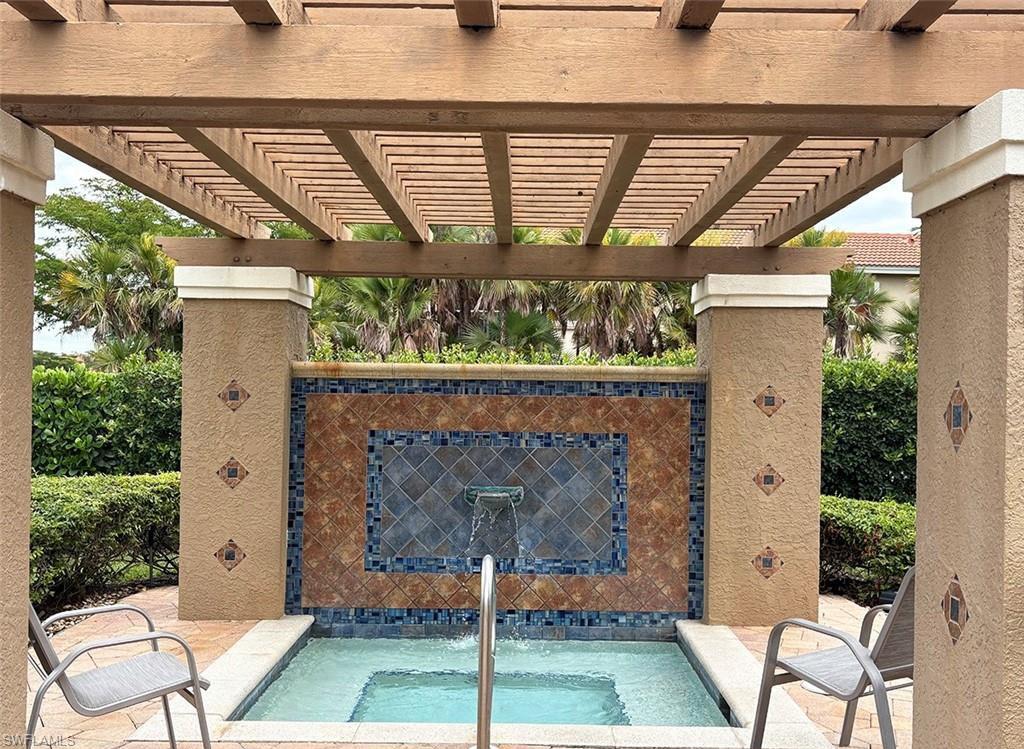 HUNTINGTON LAKES - Residential