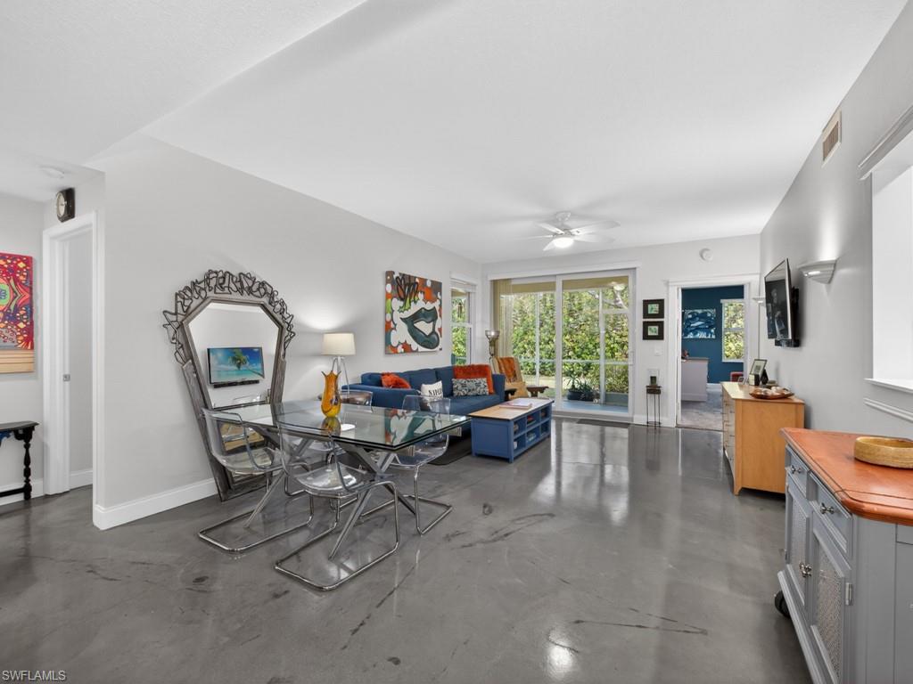 HUNTINGTON LAKES - Residential