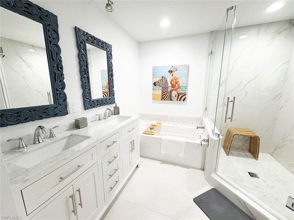 Photo of 6795 Huntington Lakes CIR #101, NAPLES, FL 34119 (MLS # 226012263)