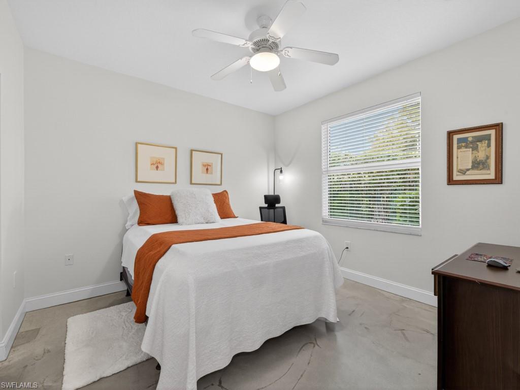 HUNTINGTON LAKES - Residential