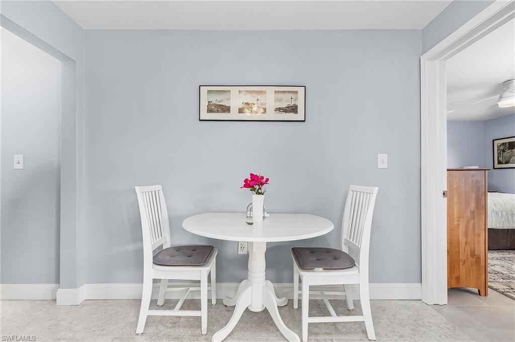 RIVER FOREST - Residential