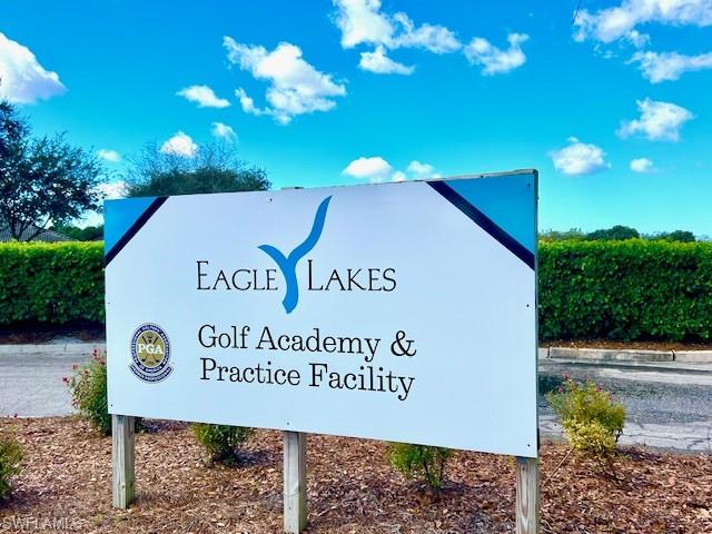 ROYAL PALM GOLF ESTATES - Land