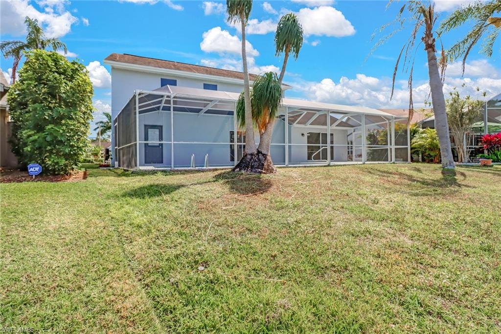 QUEENS PARK AT LAGO VERDE - Residential