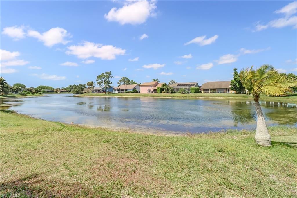 QUEENS PARK AT LAGO VERDE - Residential