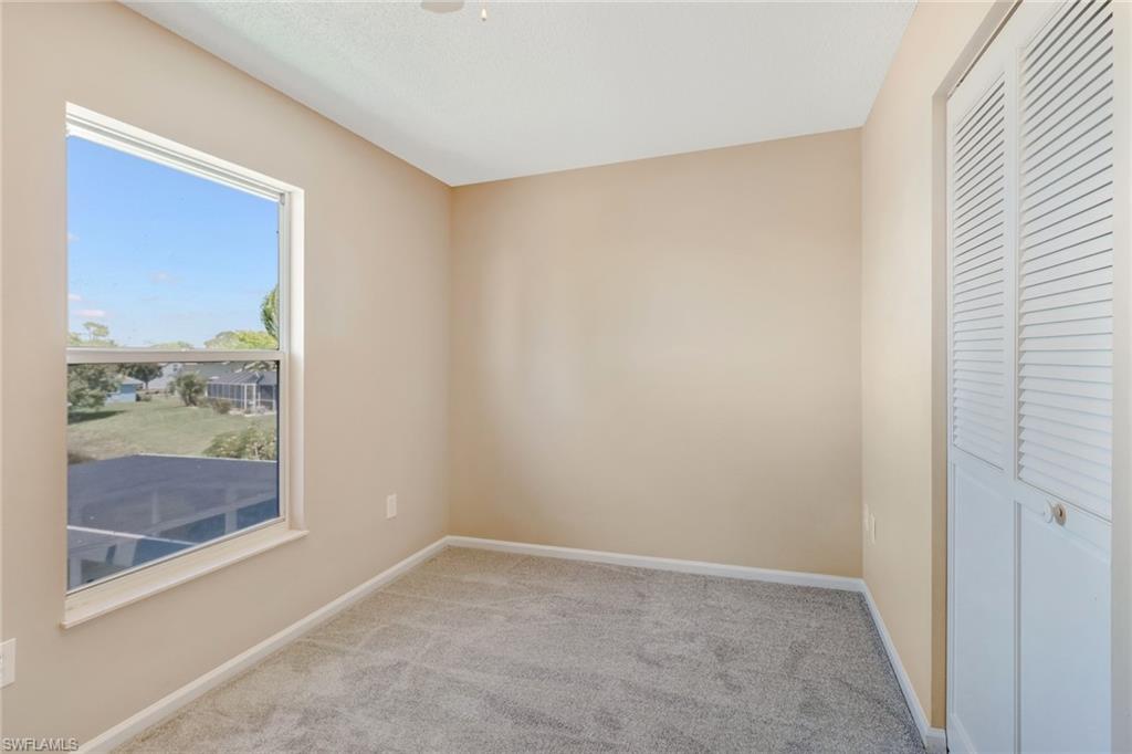 QUEENS PARK AT LAGO VERDE - Residential