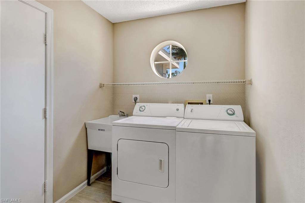 QUEENS PARK AT LAGO VERDE - Residential