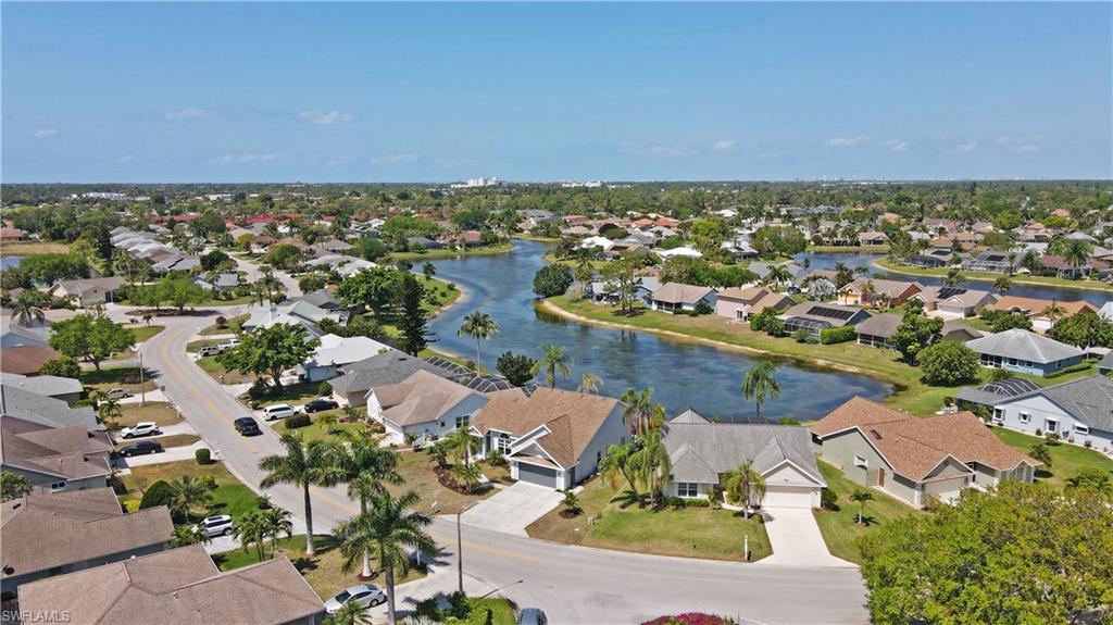 QUEENS PARK AT LAGO VERDE - Residential