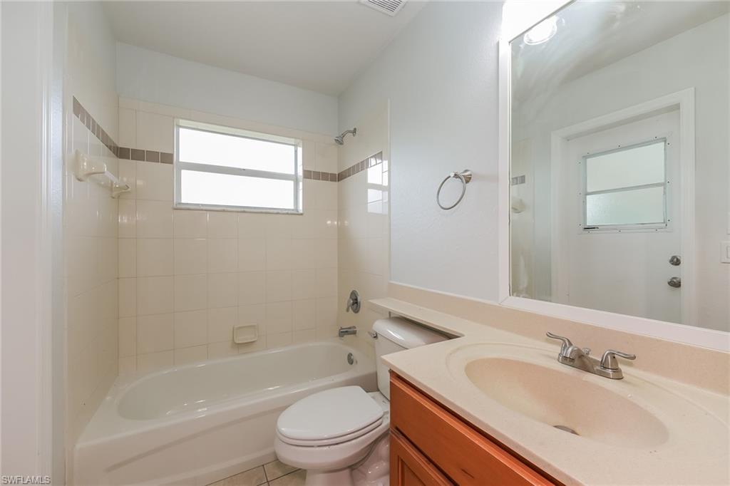 NORTH PORT - Residential Lease