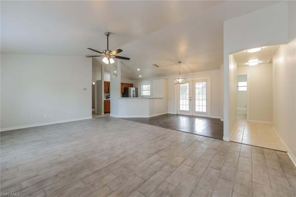 NORTH PORT - Residential Lease