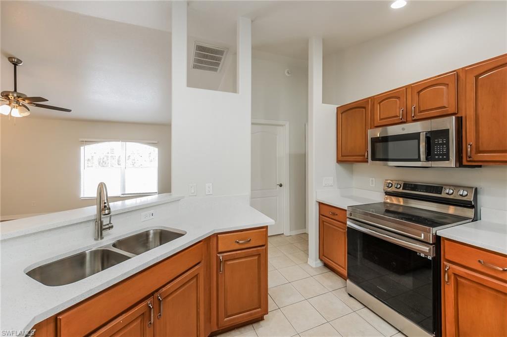 NORTH PORT - Residential Lease