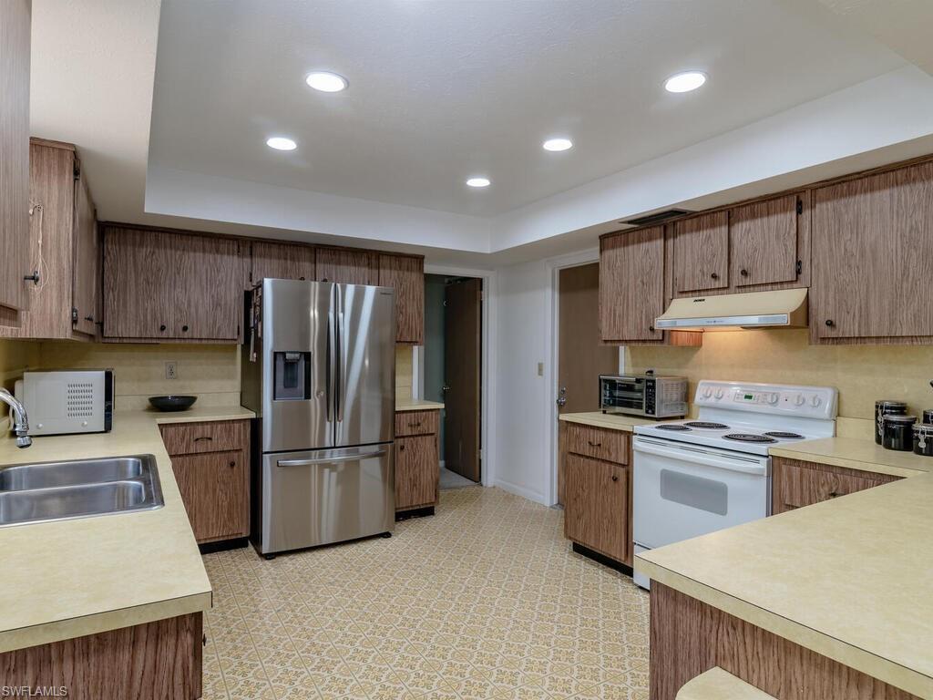 MARCO ISLAND - Residential